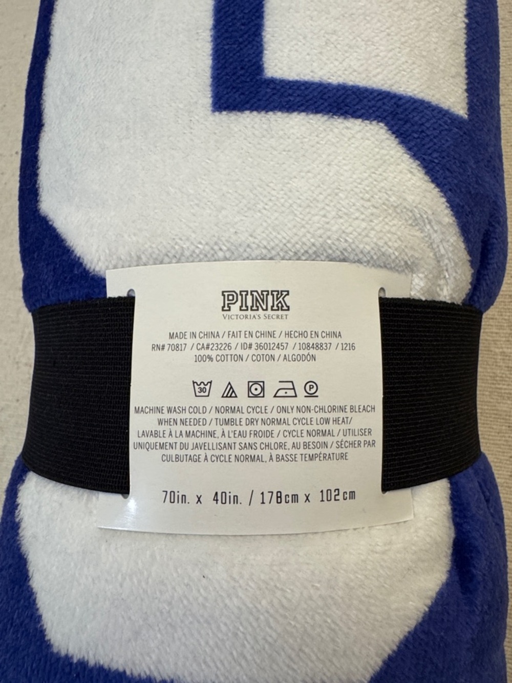 PINK Victoria's Secret Beach Please Royal Blue and White Graphic Towel BNWT - Picture 5 of 5